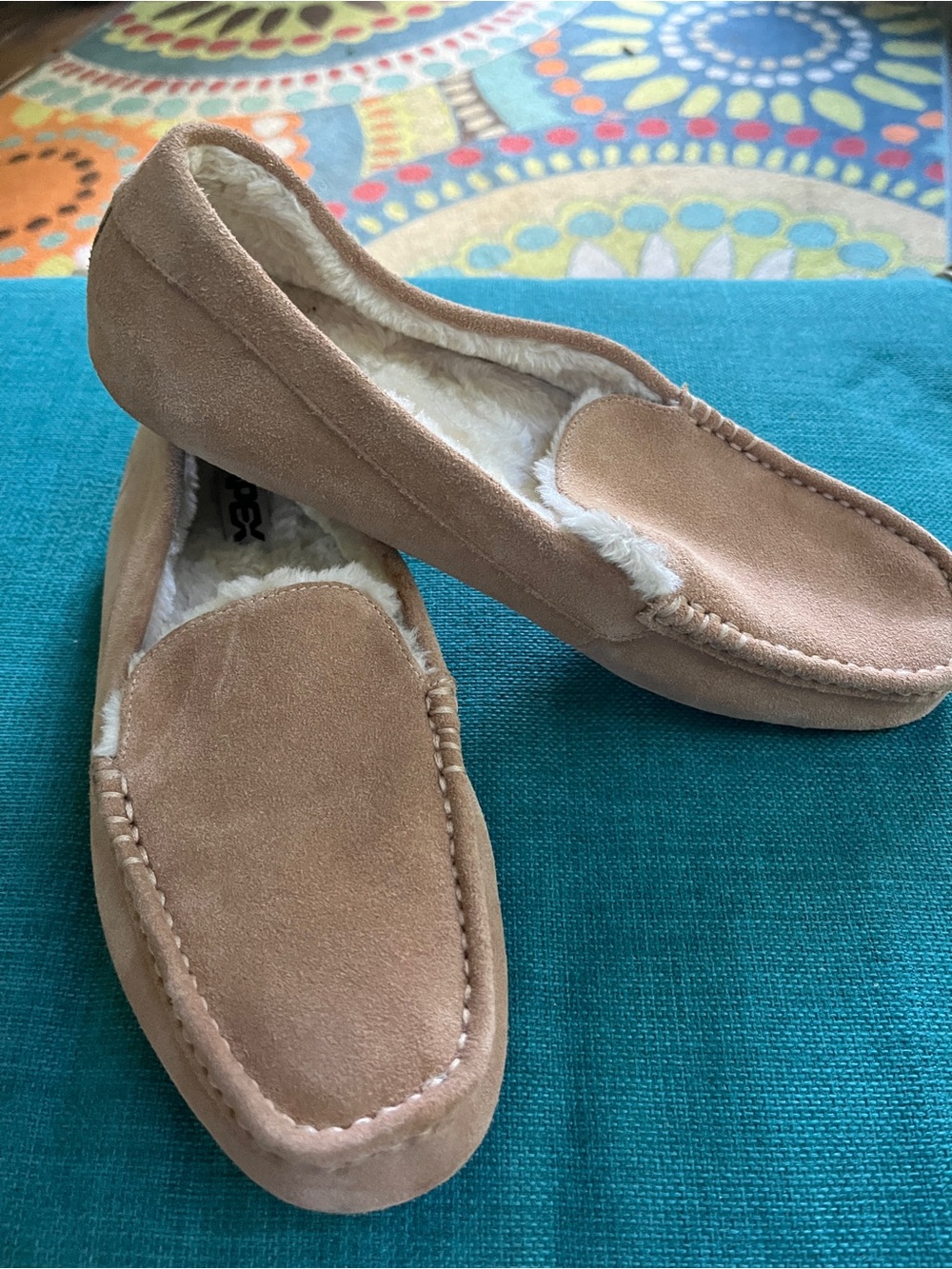 APEX ORTHOPEDIC Suede Moccasin Slippers Faux Fur w10 m09 nwot